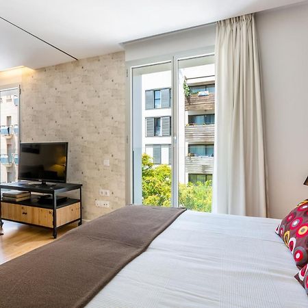 Urban District Apartments - Rambla Suites & Pool Barcellona Esterno foto