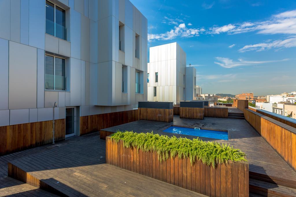Urban District Apartments - Rambla Suites & Pool Barcellona Esterno foto