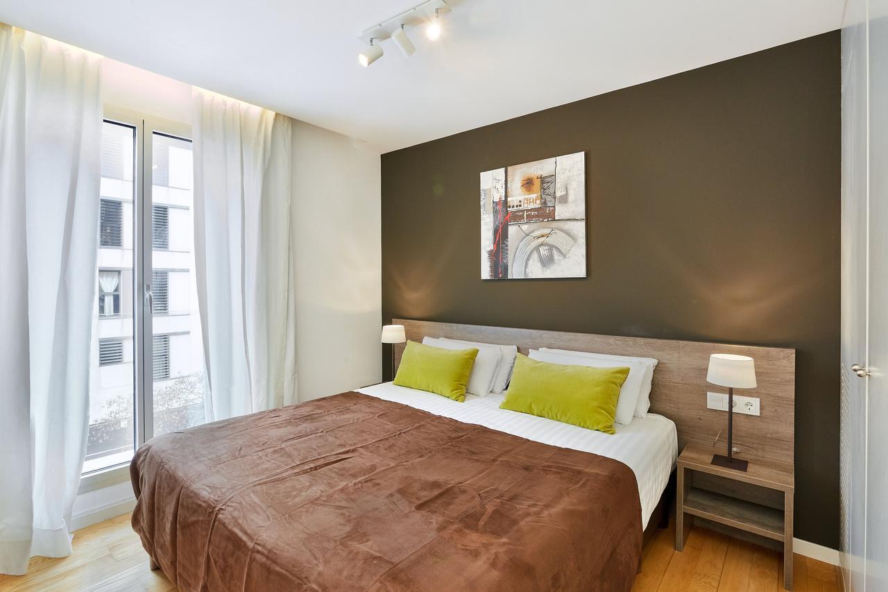 Urban District Apartments - Rambla Suites & Pool Barcellona Esterno foto