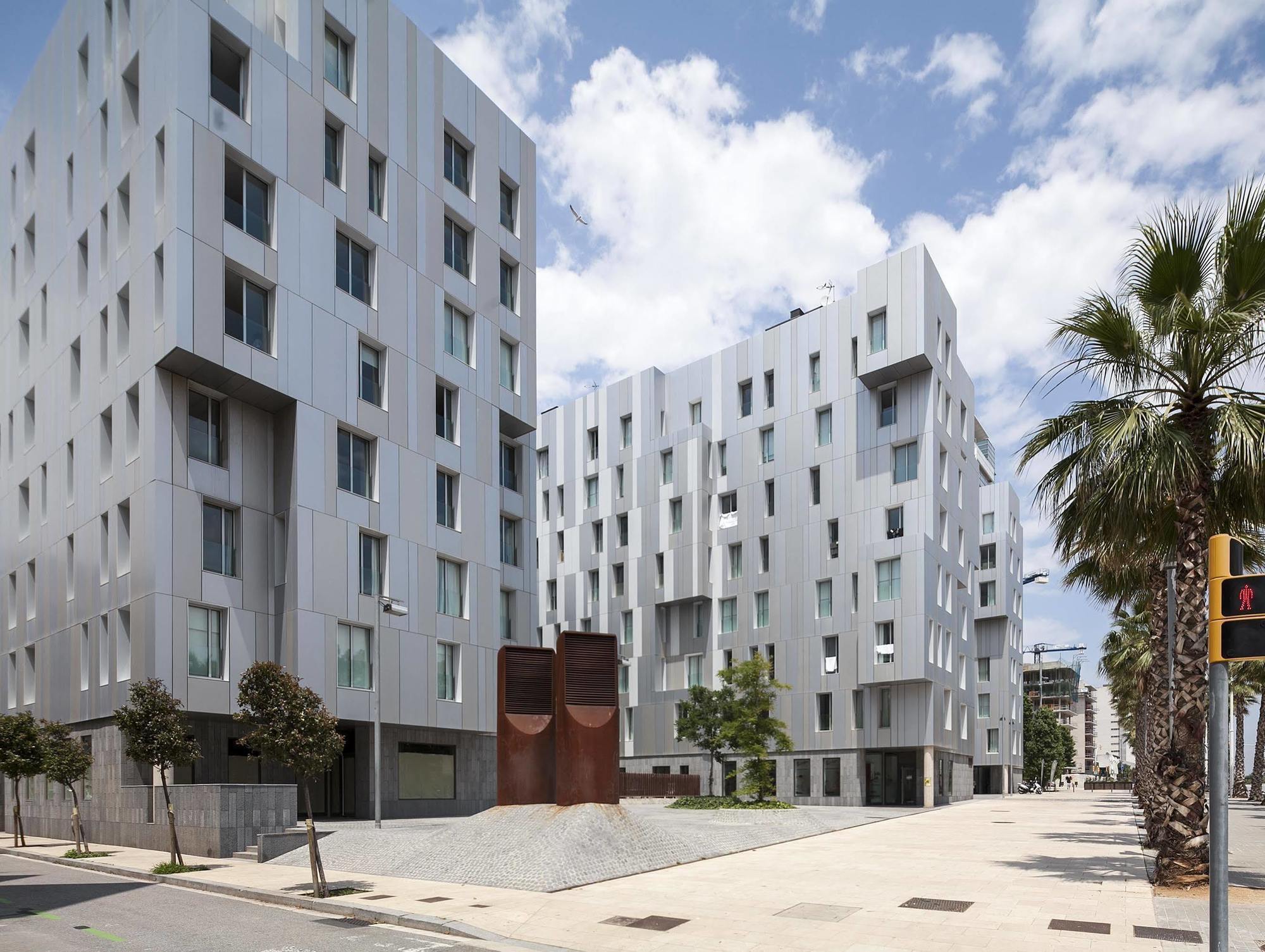 Urban District Apartments - Rambla Suites & Pool Barcellona Esterno foto